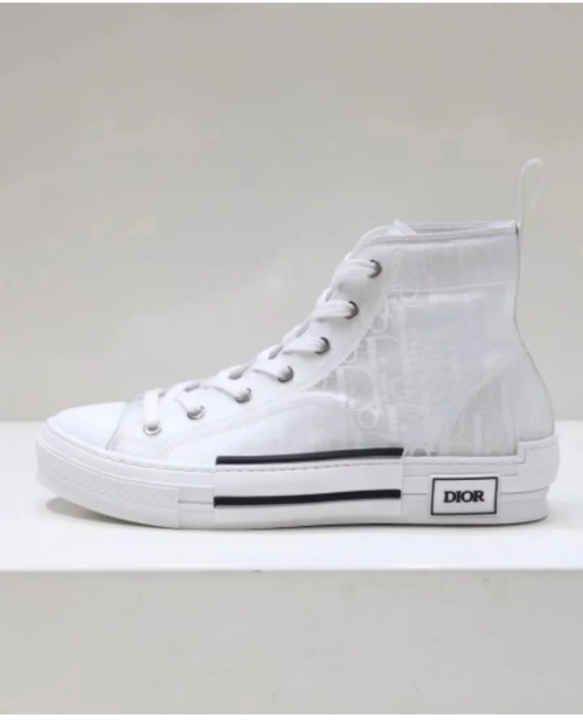 Luxury Black Reflective Runner – Limited Edition