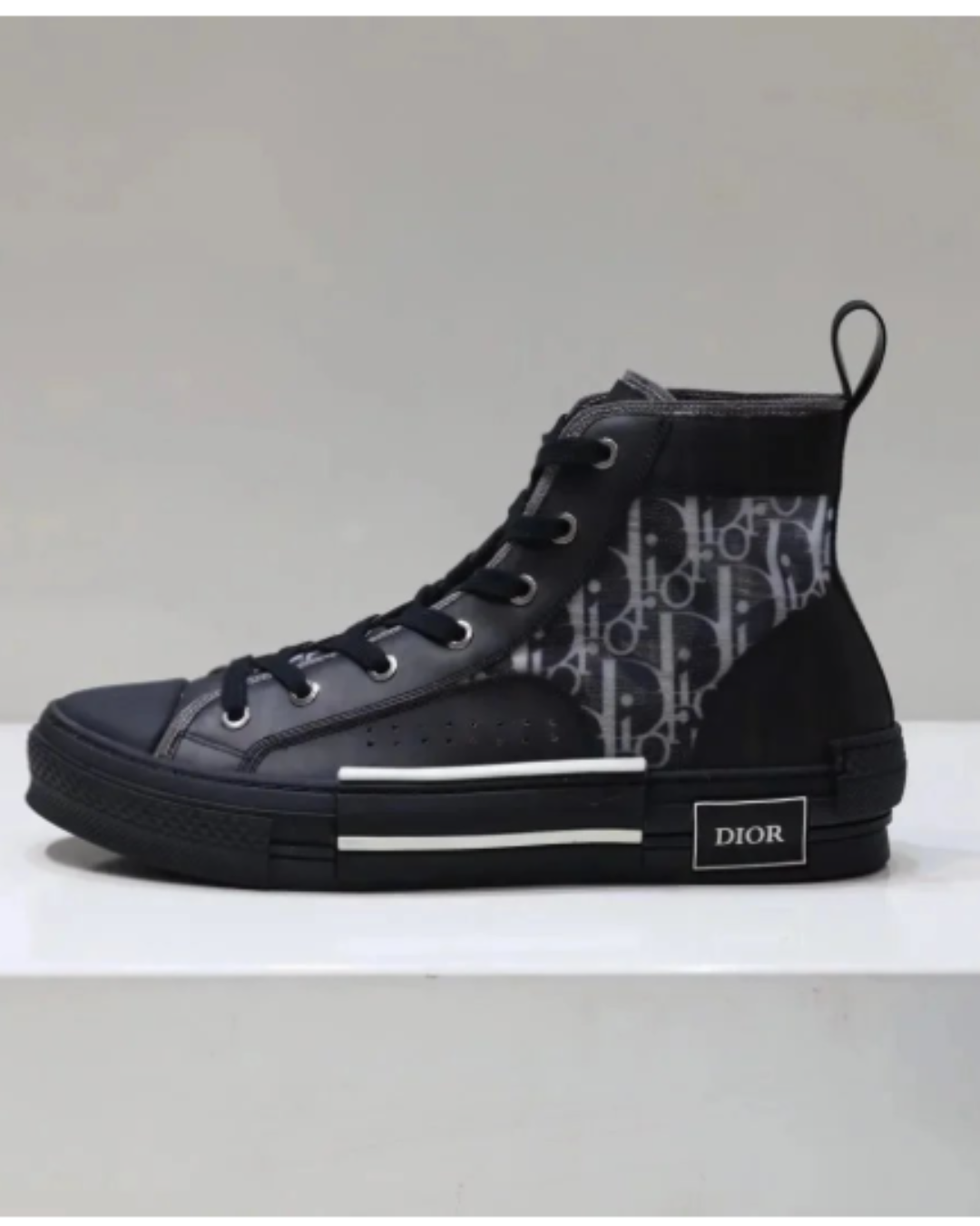 Luxury Black Reflective Runner – Limited Edition