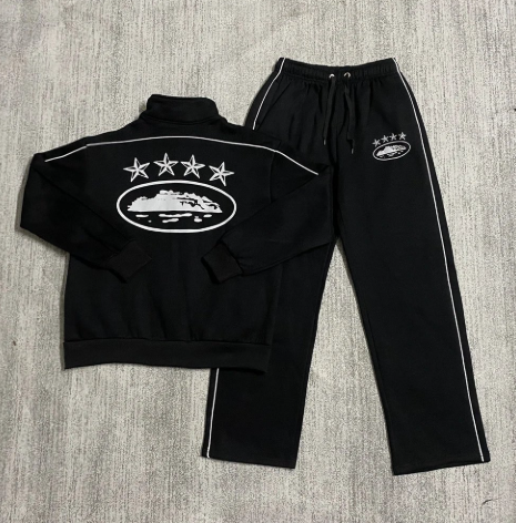 Corteiz “Five Star” Tracksuit – Black