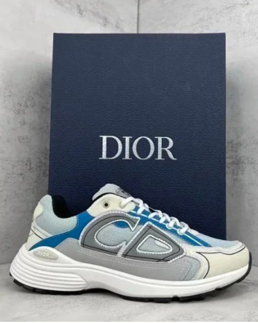 Luxury Black Reflective Runner – Limited Edition