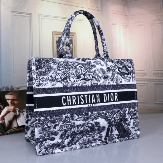 CHRISTIAN DIOR BAG