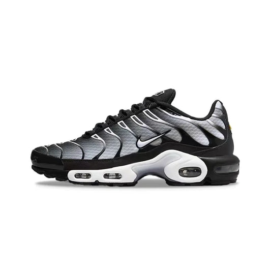 Nike Air Max Plus TN – Black/Smoke Grey