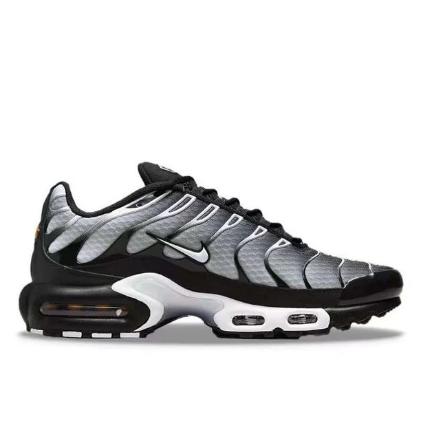 Nike Air Max Plus TN – Black/Smoke Grey